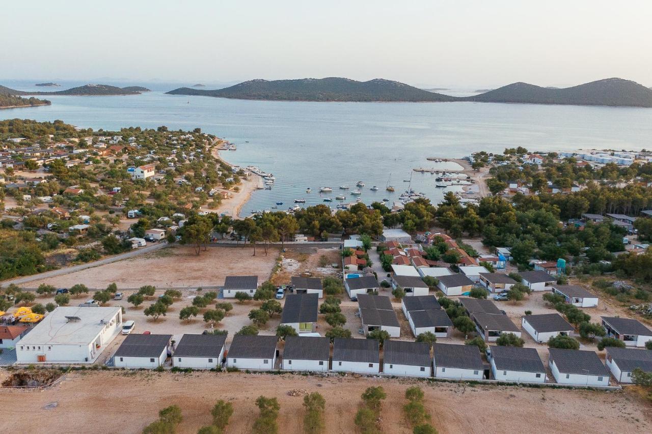 Amore Del Mare, Seaside Family Pace, Free Parking And Wifi In Camp Dalmatino Drage Exteriér fotografie