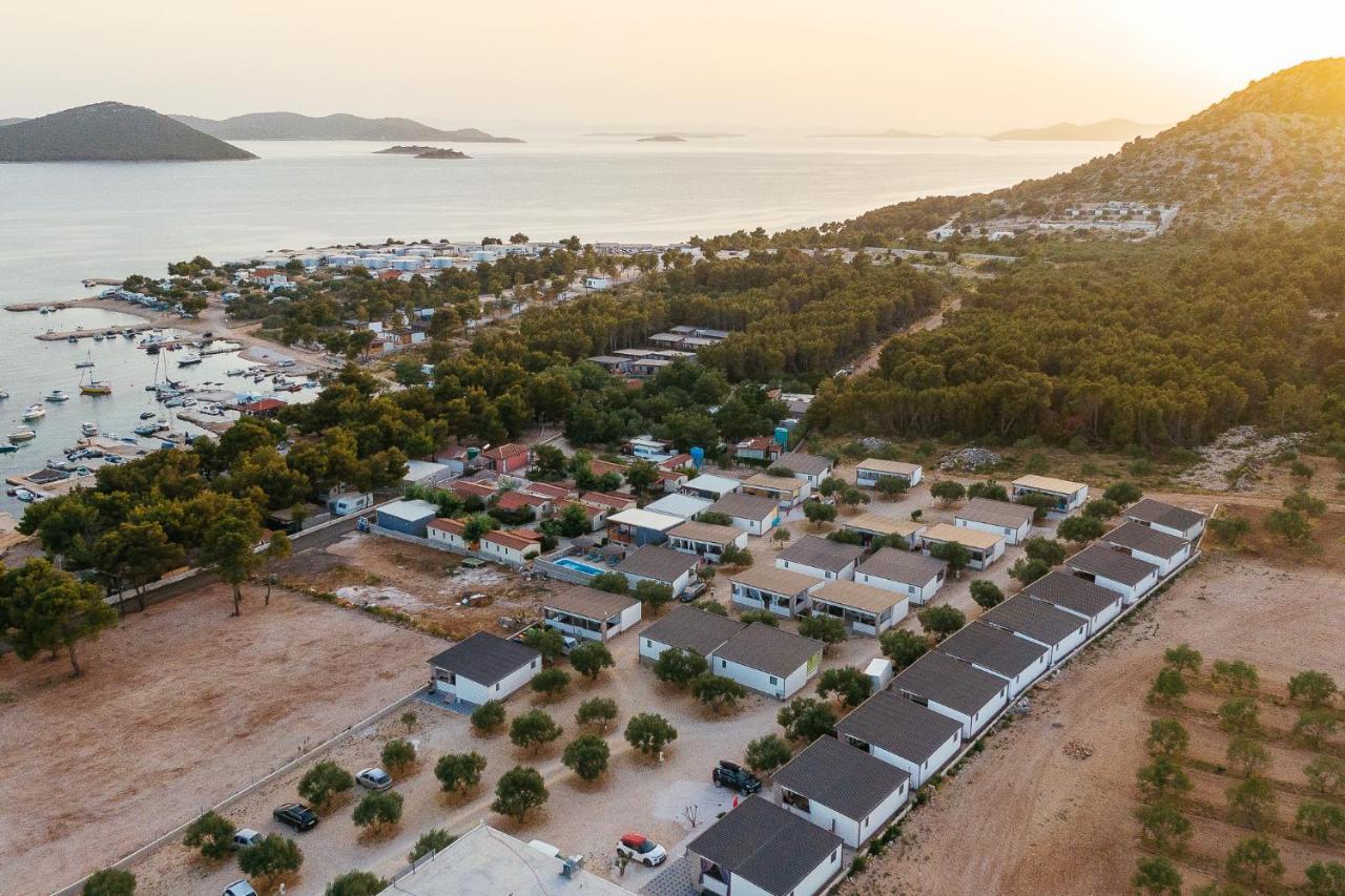 Amore Del Mare, Seaside Family Pace, Free Parking And Wifi In Camp Dalmatino Drage Exteriér fotografie
